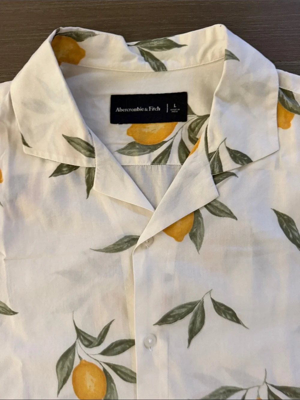 Abercrombie & Fitch White Short-Sleeve Lemon Print Button-Down Shirt